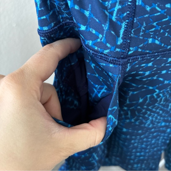 lululemon Blue Patterned biker Shorts - Picture 6 of 10